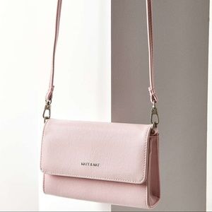 Matt & Natt Crossbody Bag Like New Purse